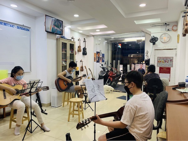 Lộ trình học guitar cho người mới 