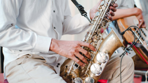 Hướng dẫn tự học saxophone chi tiết từ A đến Z cực chi tiết