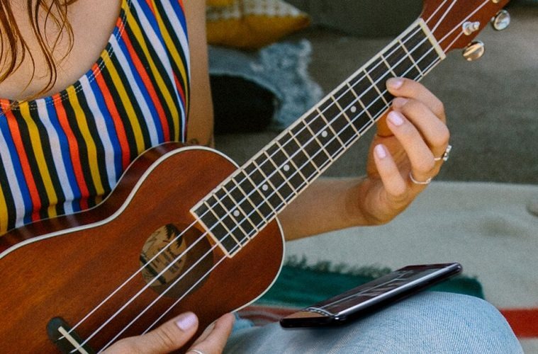  Ukulele thể thể hiện mọi cung bậc cảm xúc