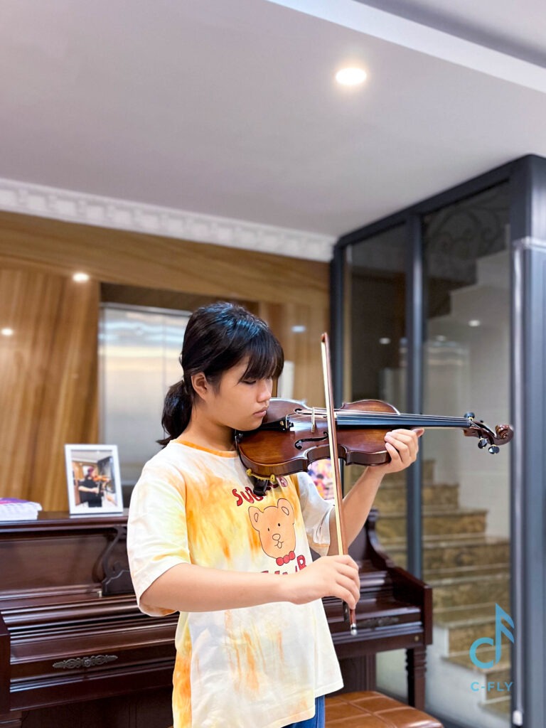 C-Fly Music - Khóa học violin chuyên nghiệp dành cho người mới bắt đầu