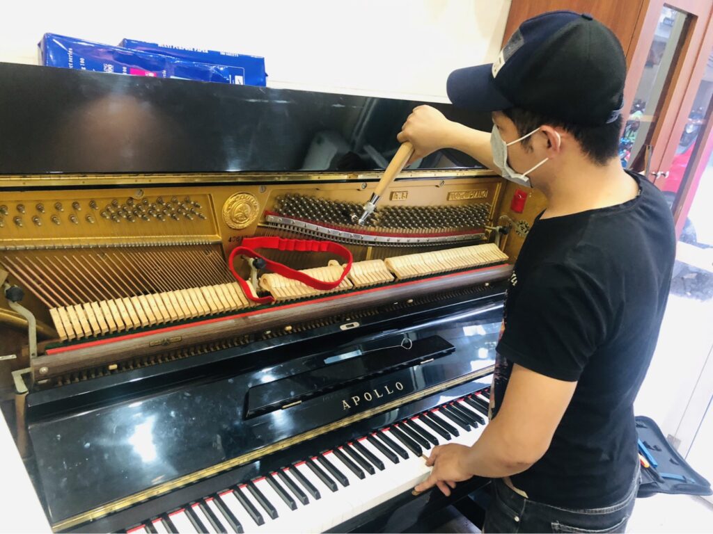 Kiểm tra tổng thể bộ dây đàn Piano