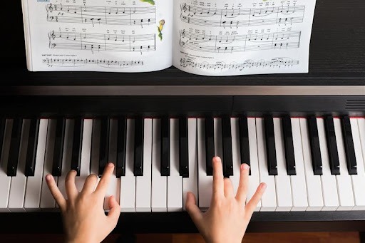 Thực hành liên tục với đàn Piano
