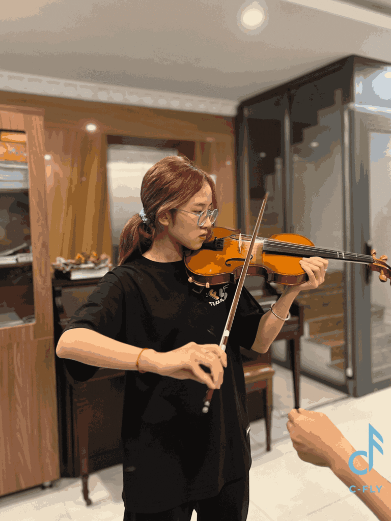 Khóa học violin tại C-Fly Music