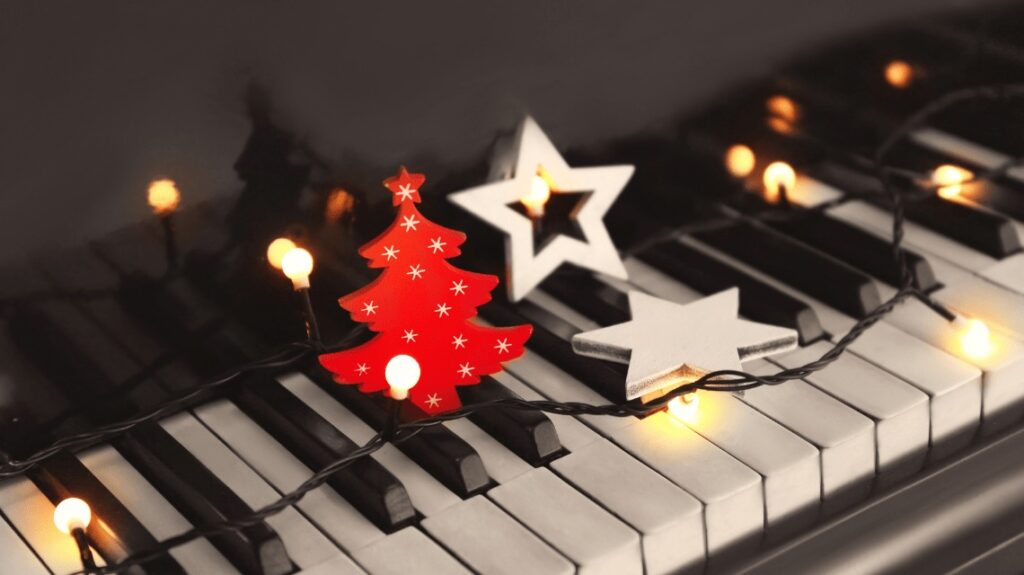 Top 10 bản nhạc piano giáng sinh hay và nổi tiếng nhất