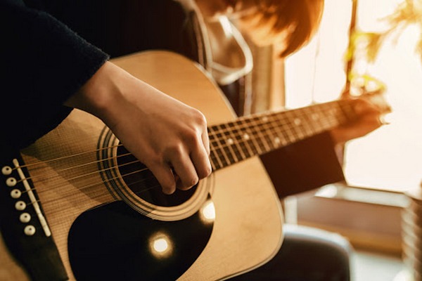 Người thuận tay trái có dùng được biểu đồ thông thường không?